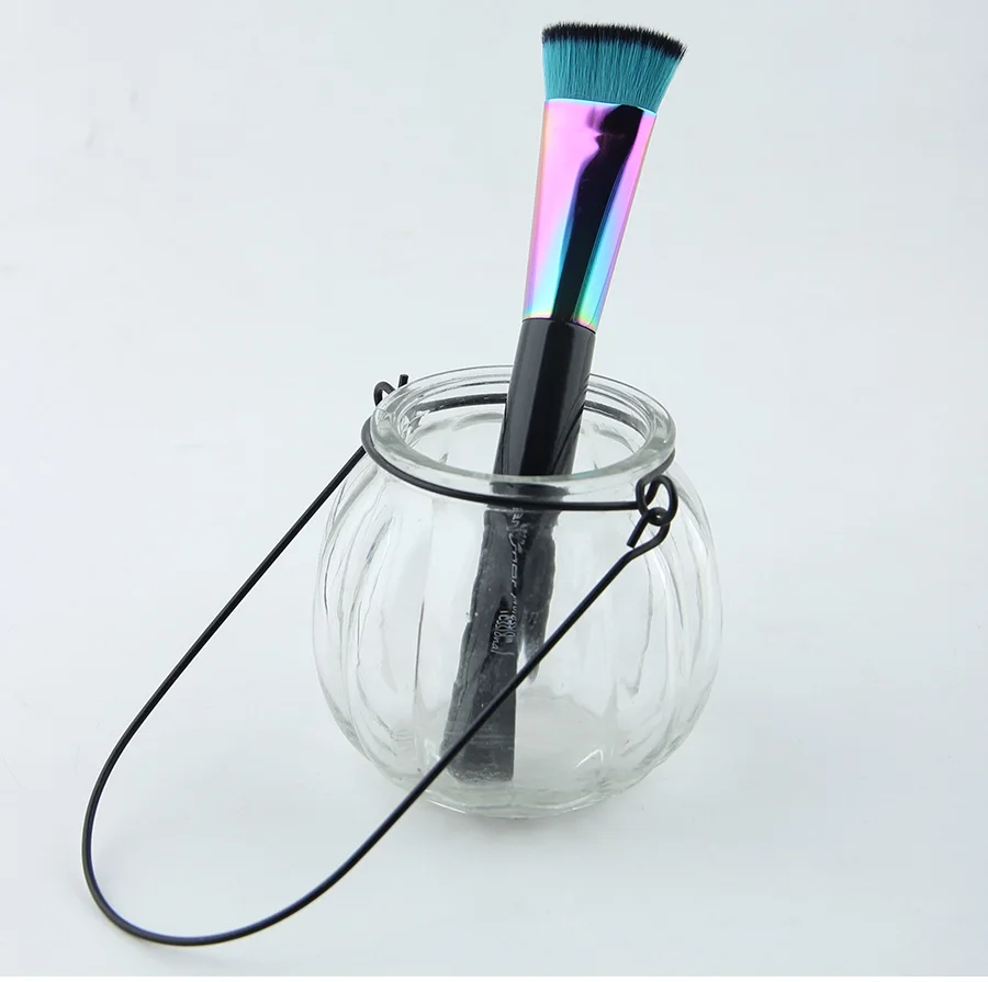 makeup brushes (1)