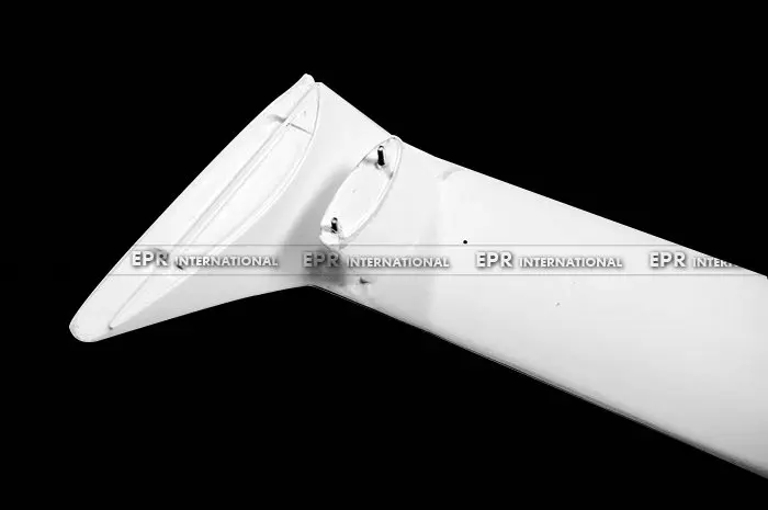 Skyline R32 GTR OEM Rear Spoiler (7)_1