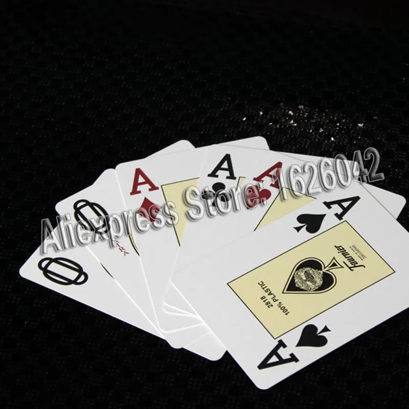 Fournier 2818 poker cards (5)