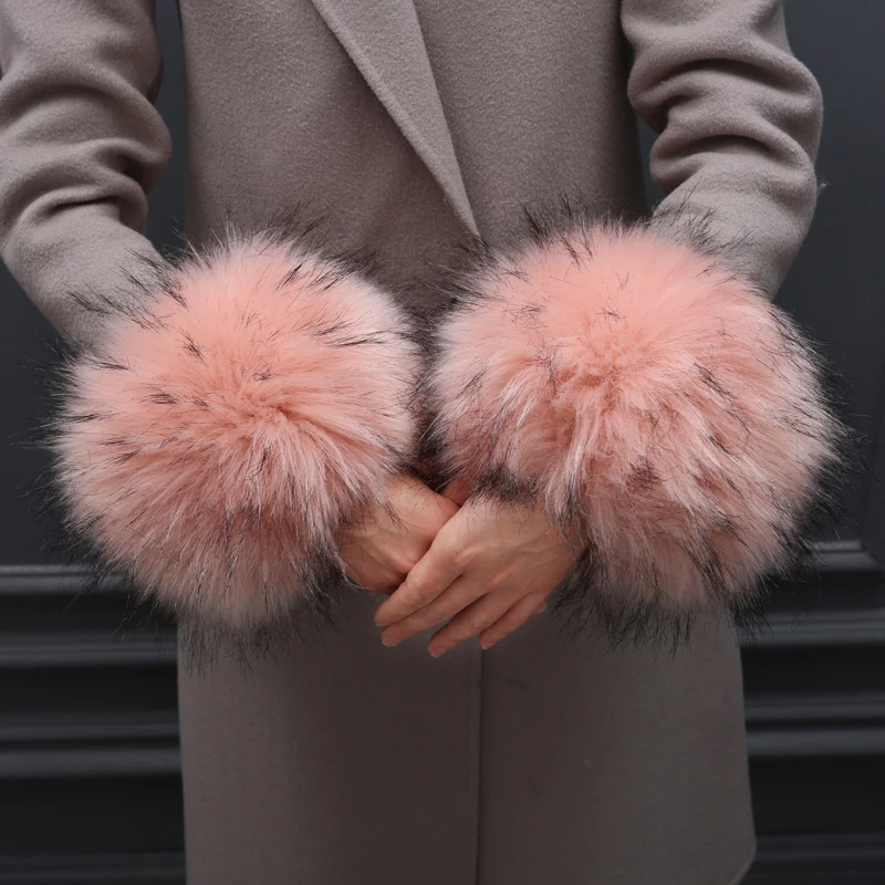 MIARA.L 2018 high quality sleeve cuff bracelet  faux fur hand ring sleeve fox fur winter female free shipping 