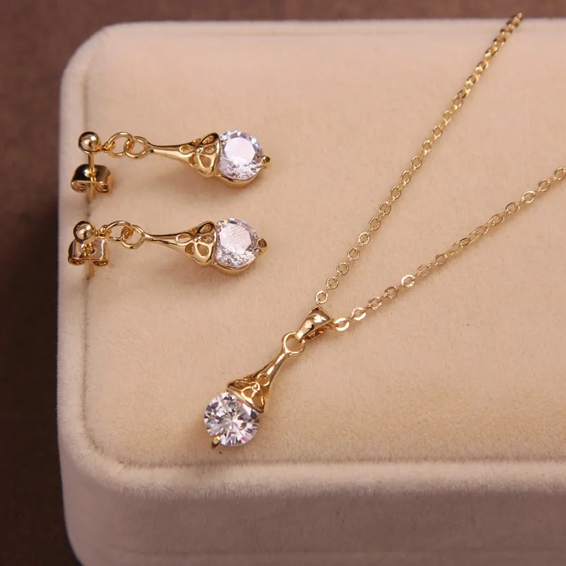 

fashion new arrival genuine Austrian crystal Delicate Gold Silver Plated Jewelry Set Christmas gift Women necklace earrings set