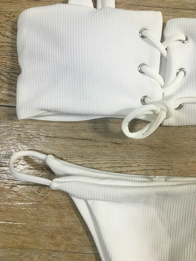 (4)