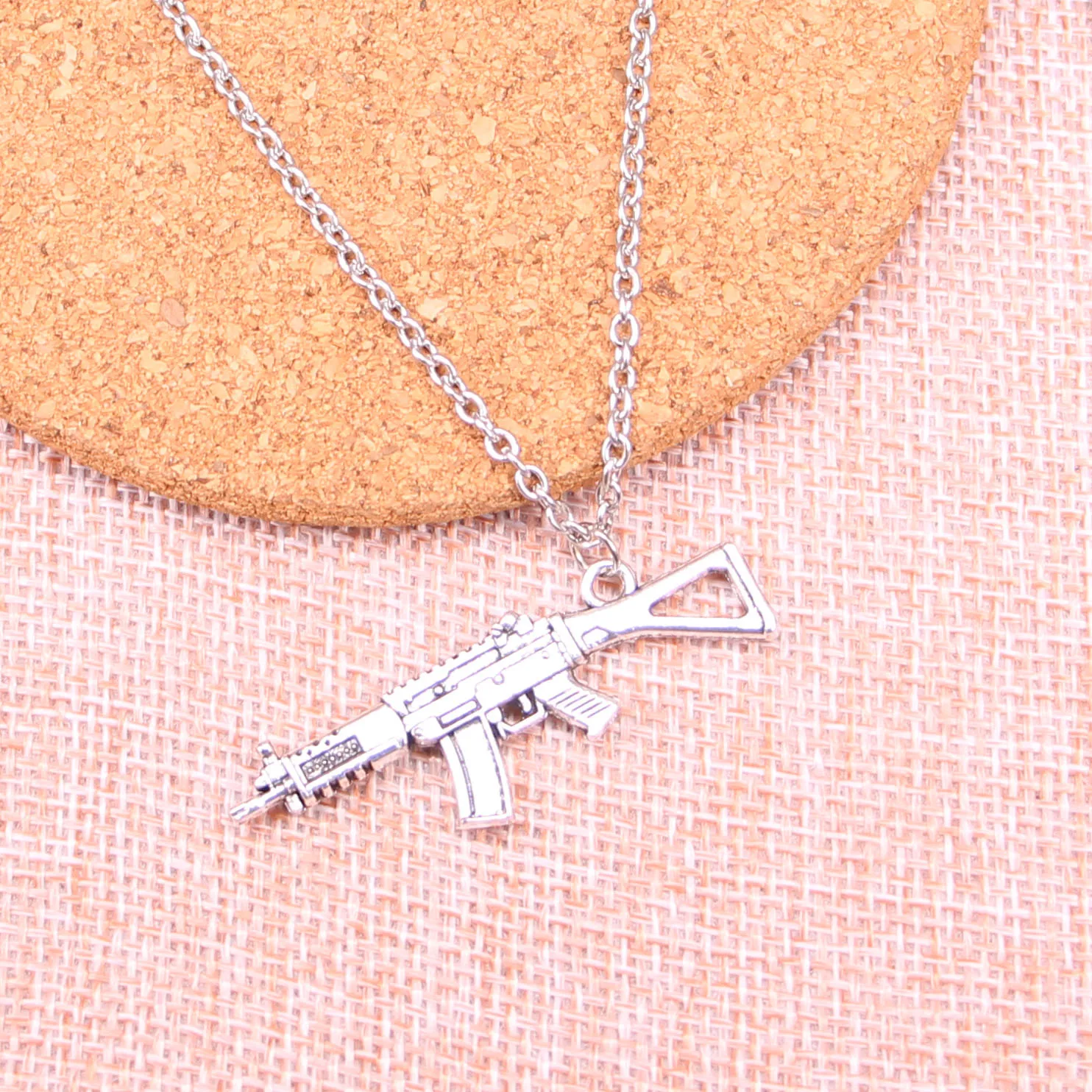 

New Fashion Link Chain Necklace Antique Silver Pendants 45*13mm machine gun assault rifle Necklace For Gift Jewelry