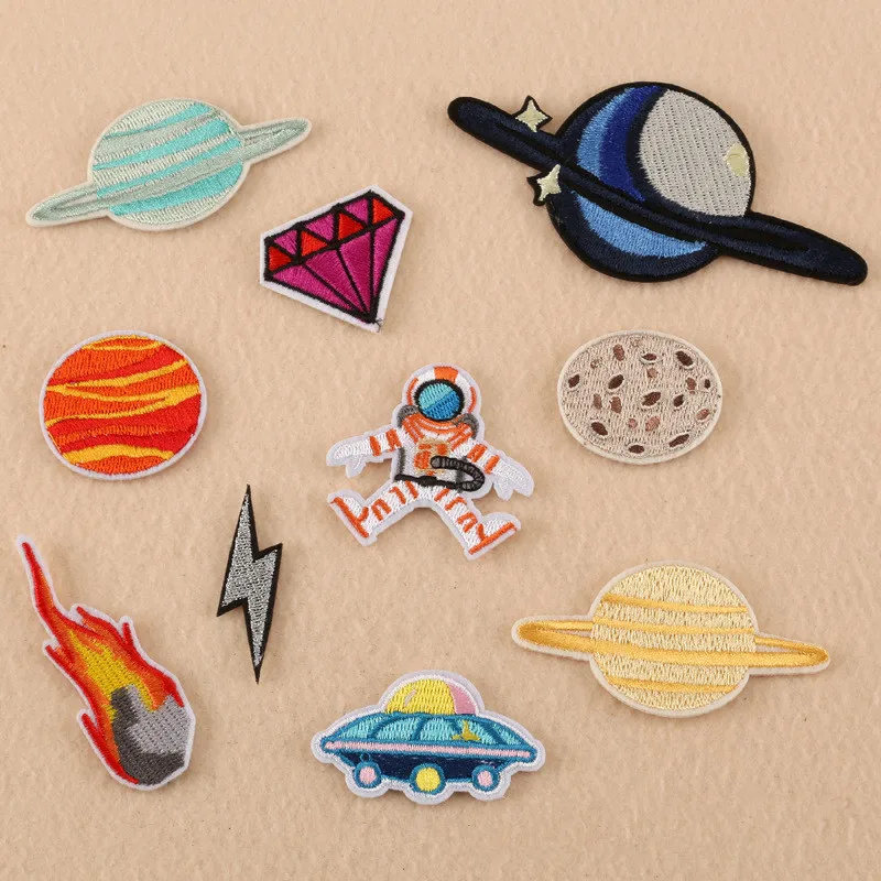 

1pcs UFO Cloth Patch Planet Badge Embroidered Cute Badges Hippie Iron On Kids Cartoon Patches For Clothes Stickers