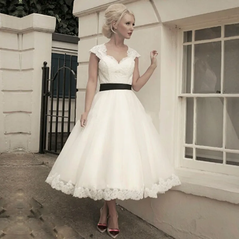 Classic Sweetheart Neck A Line Capped Sleeves Backless Lace And
