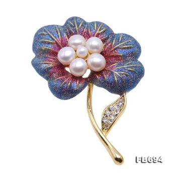 

JYX Pearl Flower Brooch Pin Women Beautiful pearl brooches 3.5-5mm white Freshwater Cultured Pearl Pins Christmas gift