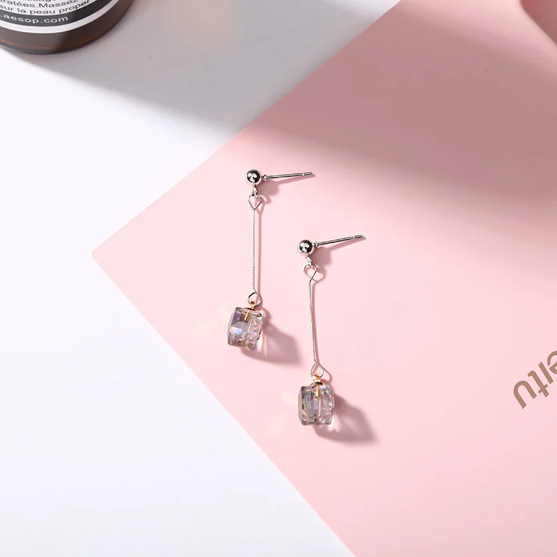 

YIMLOI Newest Water Drops Tassel Drop Earrings Pendant Girl Heart Earrings Geometry Korean Crystal Pendant Star Earrings 6g