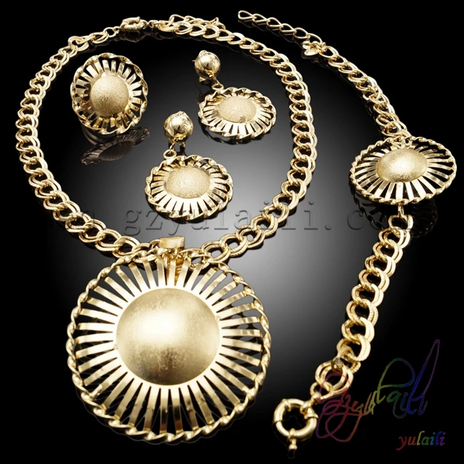 Free Shipping Simple gold pendant 