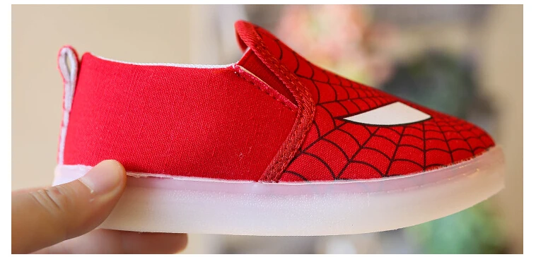 kids led shoes (77)