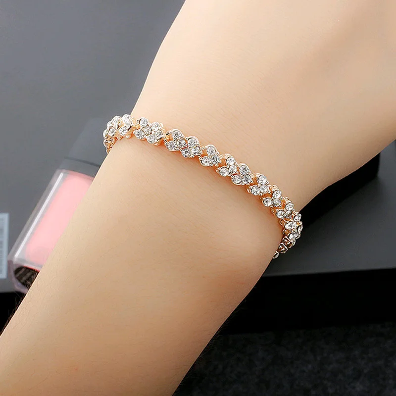 

2019 Fashion Roman Style Woman Bracelet Wristband Crystal Bracelets Gifts Jewelry Accessories Fantastic Wristlet Pendant
