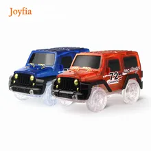 Électronique magique LED voiture jouets lumières clignotantes jouer avec des pistes de course rougeoyantes moulé sous pression ensemble enfants cadeau