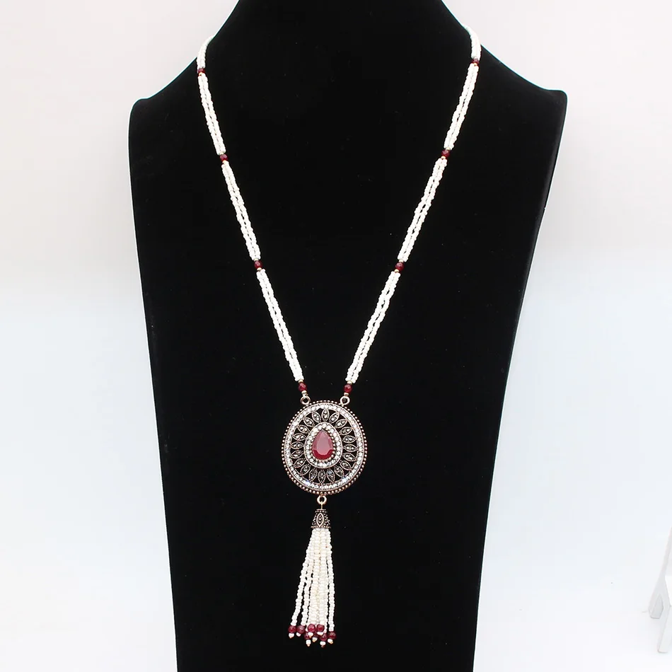 

Vintage Women Beaded Tassel Long Necklace Turkish Resin Double Beads Chain Sweater Necklace Retro Gold Color Round Pendant Gift