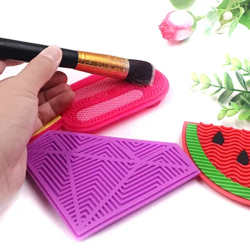 

Makeup Brush Cleaning Mat Silica Gel Cleaner Pad For Women Girls Fruit Shape Antibacterial