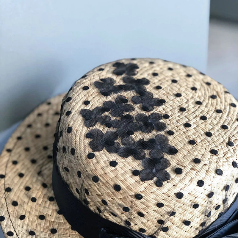2019 Raffia шляпа черная лента женская версия Шляпы Весна и лето морской уровень топ шляпа лук приморский праздник дикая сетка шляпа от солнца