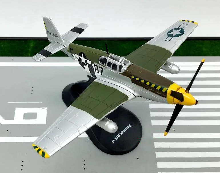 

rare Special Offer 1:72 World War II U.S. Army P-51B fighter model Alloy Military Model Collection