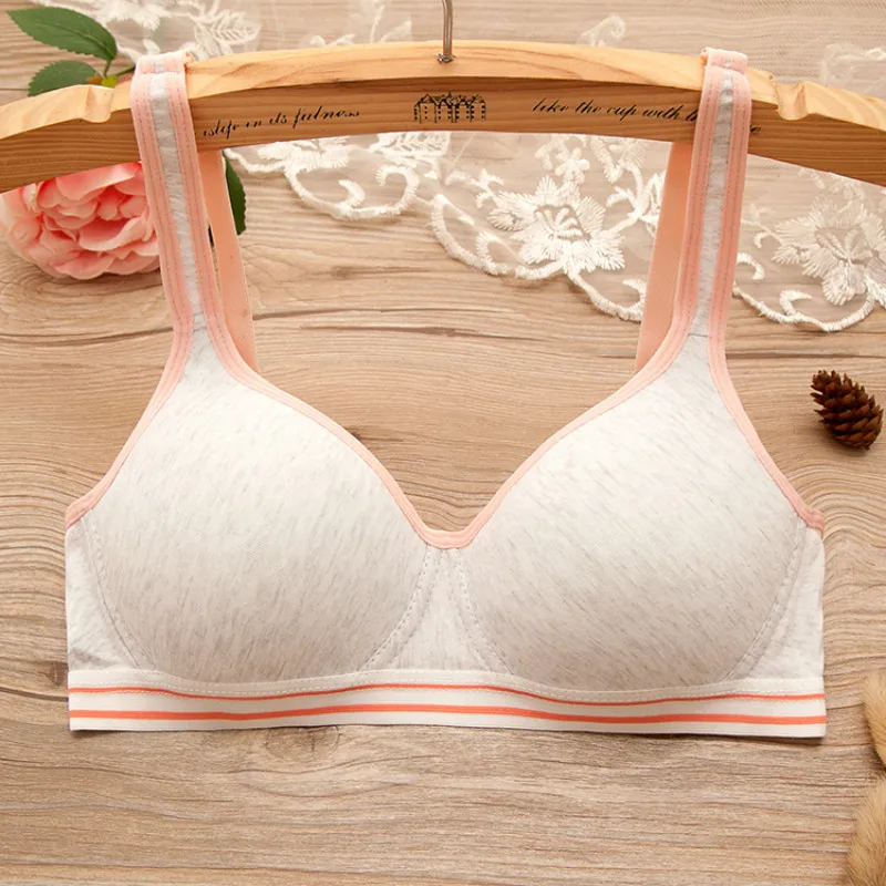Yasemeen Ultra thin Cup Wire Free Brassiere for Small Bust Seamless