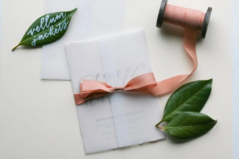 

Customized Vellum Paper Wedding Invitation with flower design AI006