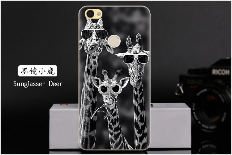  Sunglasser  Deer