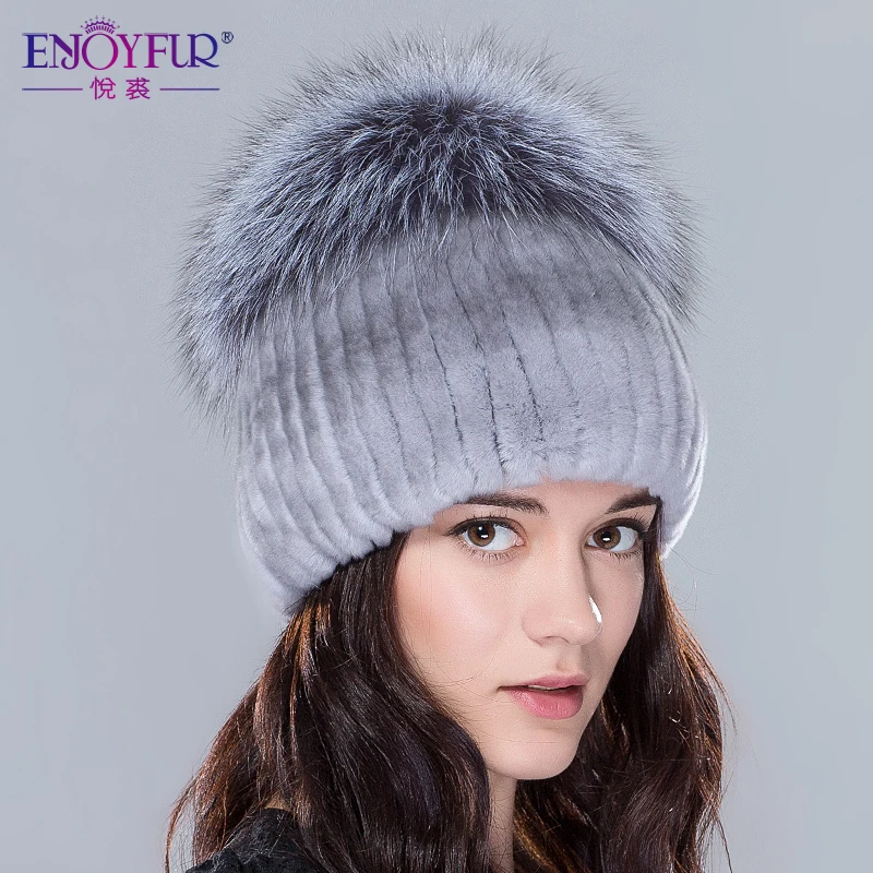 כובע חורפי לנשים מפרוות ארנב ושועל, סרוג באיכות גבוהה ומהמם ביופיו, מגיע בשלל צבעים לבחירה – תמונה 3