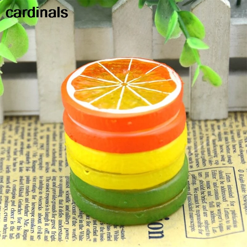 

30PCS Mini Artificial Simulation Lemon Slices 3 Colors Resin Fake Artificial Fruit Model Party Kitchen Wedding Decoration