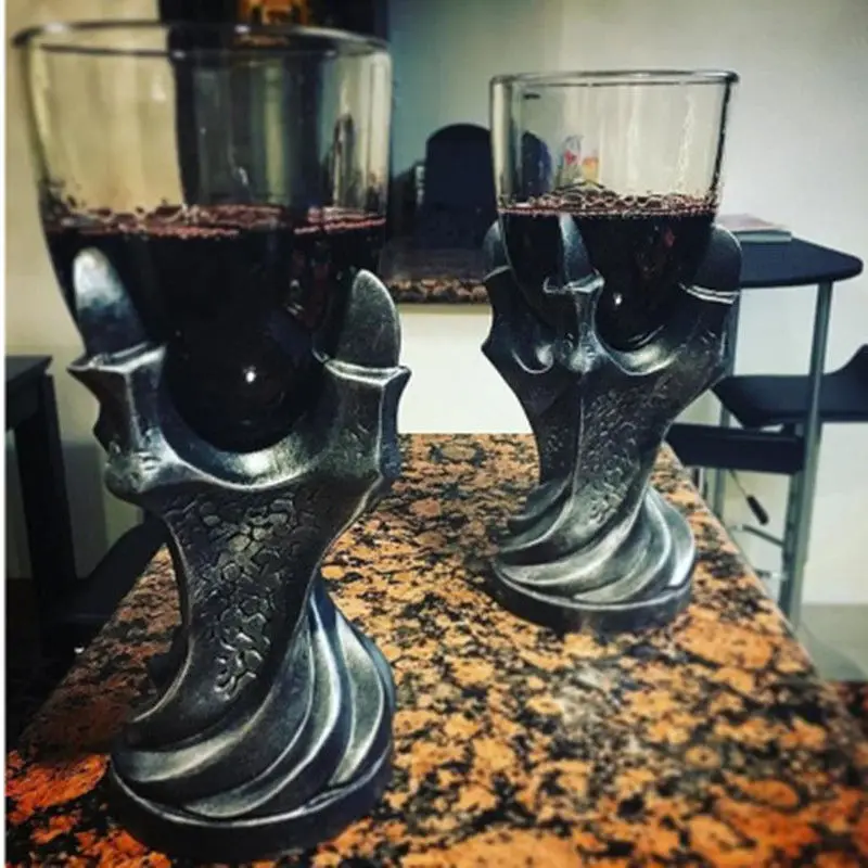 

Game of Thrones Gothic Dragon Claw Glass Holder Wine Goblet Replica Cup Decor Beer Cup Cosplay Props