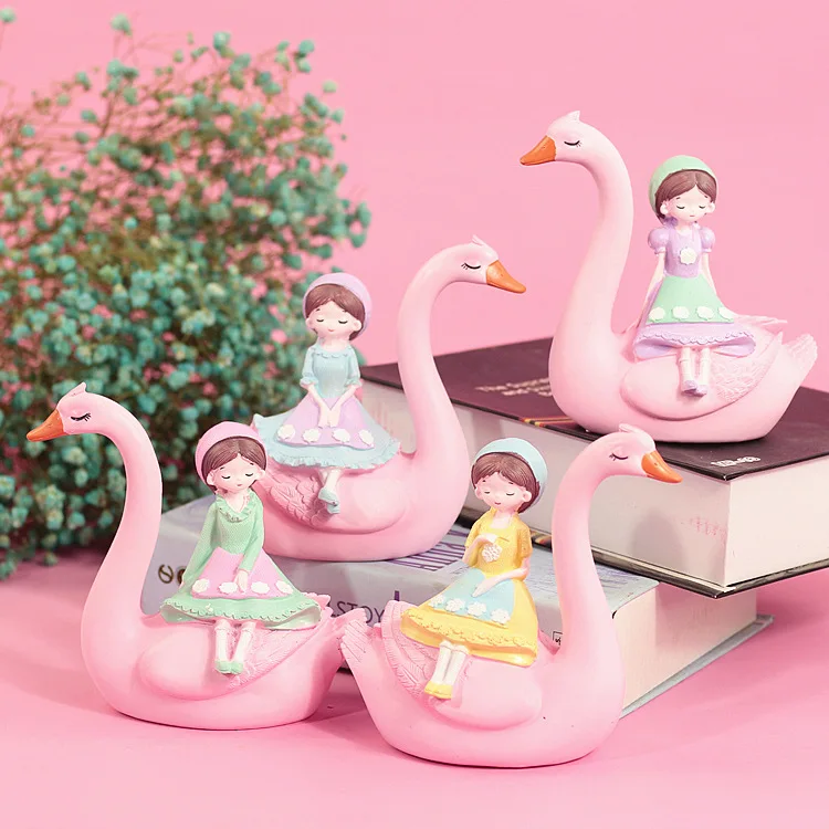 resin flamingo figurines