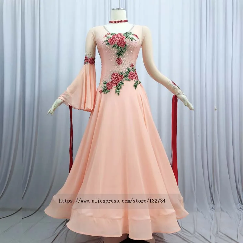 

2019 long sleeve Ballroom Dance Competition Dress With bodysuit bra cups Stret Red motif Professional dance competition dress