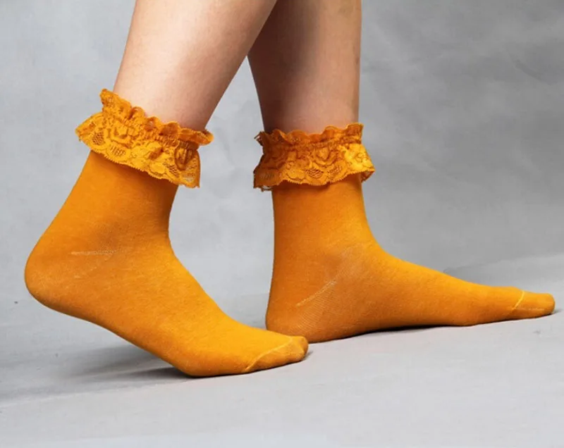 1 пара модных винтажных кружевных гофрированных коротких носков, модные женские черно-белые носки принцессы для девочек - Цвет: orange