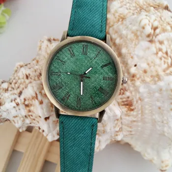 

2018 new scale dial leather strap casual fashion exquisite precision high-grade simple men's quartz watch