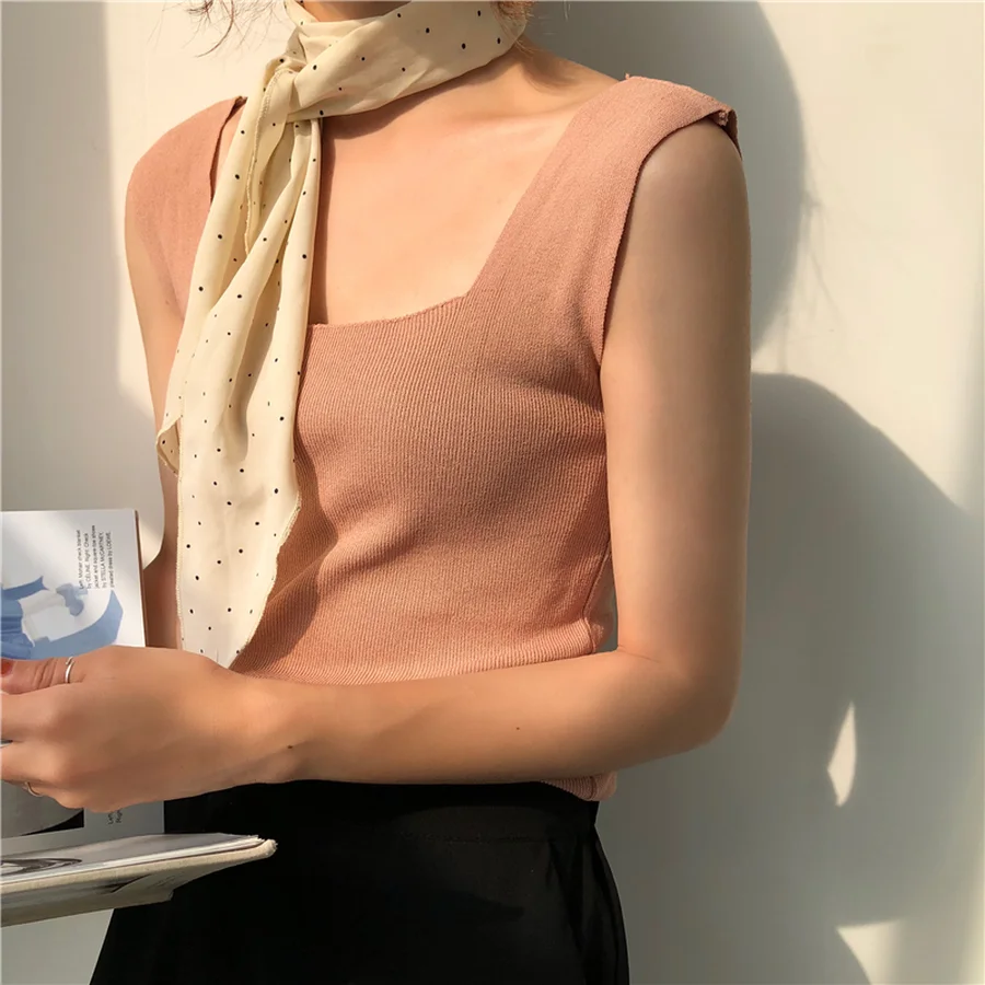 

2019 Summer Lychee Girl Retro Vest Knitting Solid Color Square Collar Slim Fit Sleeveless Vest Female Black White Open Back Vest
