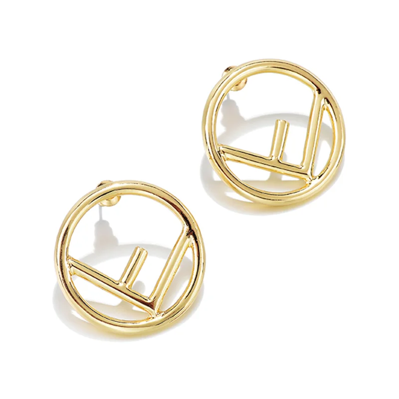 

Timeless Wonder Glam Cutout Circle F STUD Statement Earrings Letter Party Gift Brincos Runway Top Earring Ins Punk New