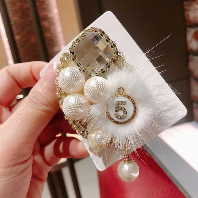 Fashion Channel Brooches Pin For Women Broches Fashion Jewelry Pearl  Rhinestone Lapel Pins Number 5 Cc Brooches For Wedding - Brooches -  AliExpress