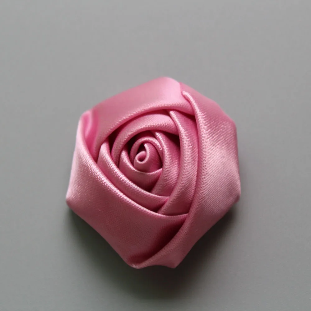 50 шт./лот 1,5 ''Mini атласная розочки из ткани роза цветы дети принадлежности для волос для девочки аксессуары для одежды 30 цветов