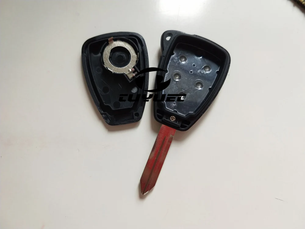 2 Buttons Chrysler remote key shell small buttons with battery Clamp (18)
