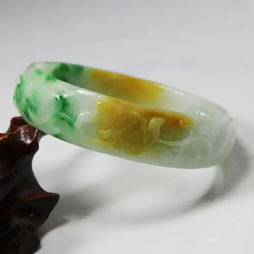 

2508 CHINA BEAUTIFUL HAND-CARVED GREEN JADEITE JADE GEMS BANGLE BRACELET