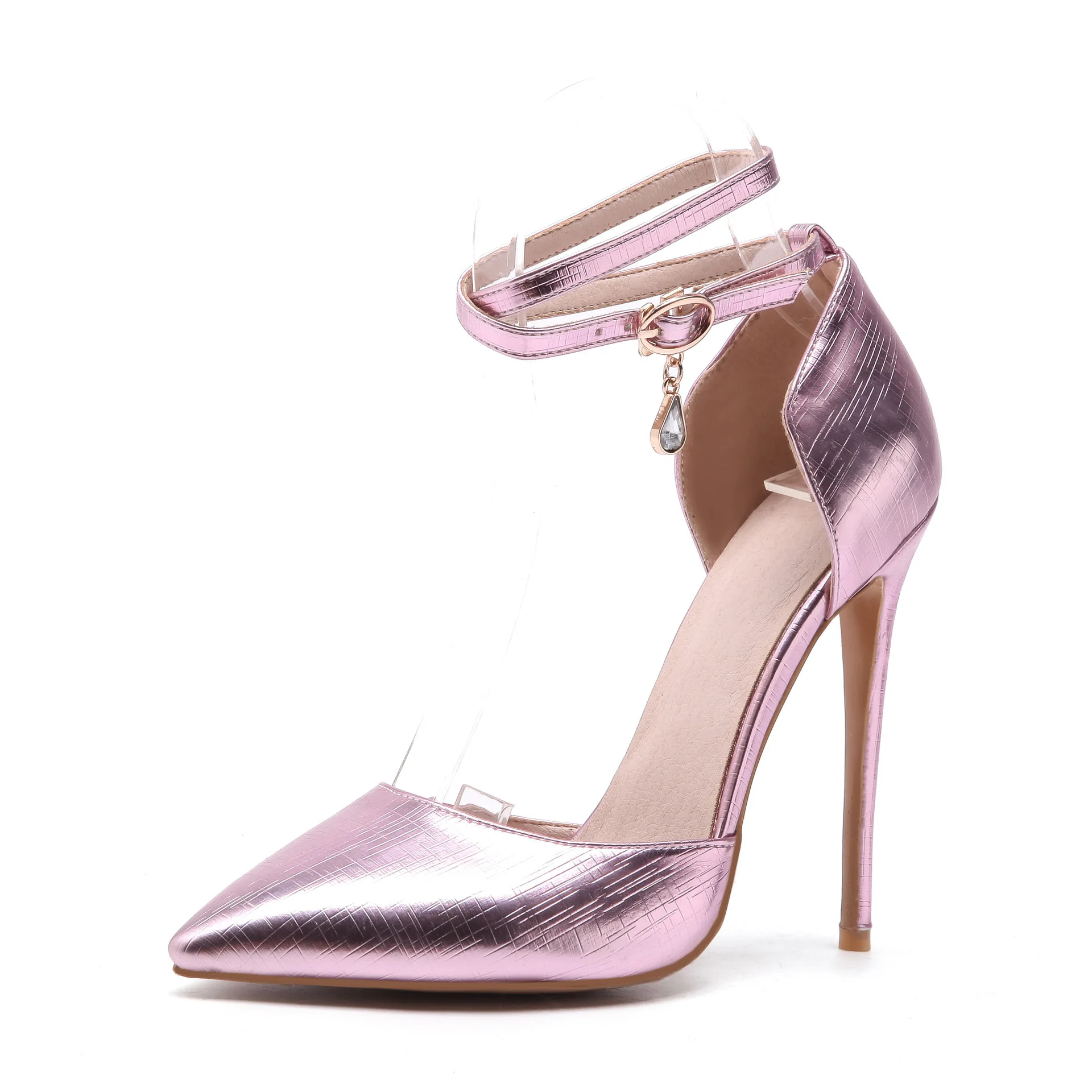 

Sexy Super Sharp Size Sandals