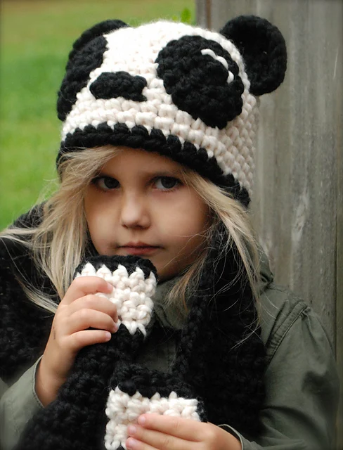 

High Quality Handmade Children Knitted Hat Scarf Cute Animal Panda Winter Warm Knitting Caps Scarves for Girls Boys
