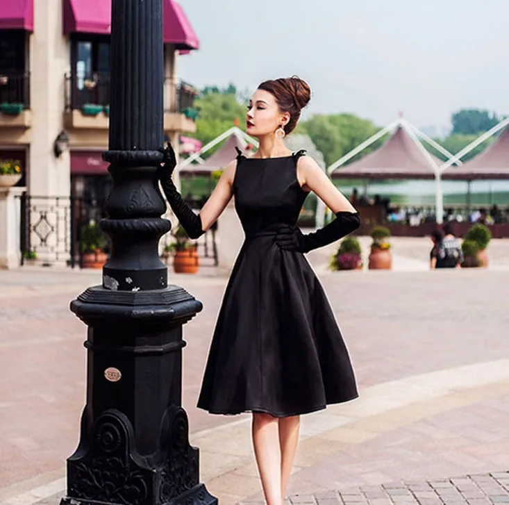 Black dress 60s style Clearance