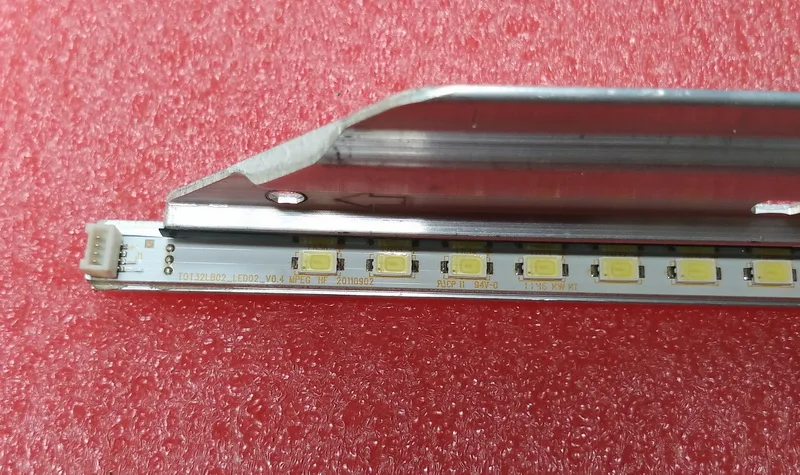 

LED Article lamp  TOT32LB02-LED02-V0.4 MPEG HF  screen LVW320SSTTE2 1piece=36LED 362MM
