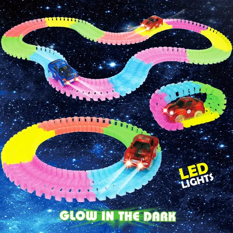 Baratos Pista mágica Mini carreras de coches pista de coches ranura de carretera luminosa resplandor en la oscuridad truco ferrocarril flexible juguetes brillantes para niños