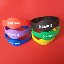 50 шт./лот 125 кГц rfid-браслетов EM4100/TK4100 ID водонепроницаемый силиконовый браслет карты 65 мм доступ только для чтения Управление