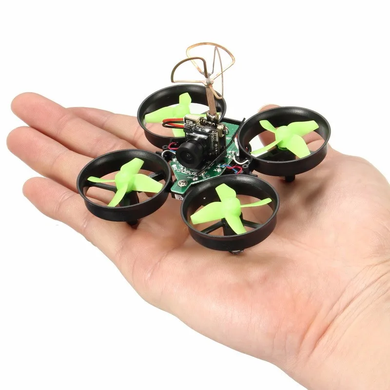 Eachine E010C микро FPV гоночный Квадрокоптер с 800TVL 40CH 25MW CMOS камера 45C батарея креплением