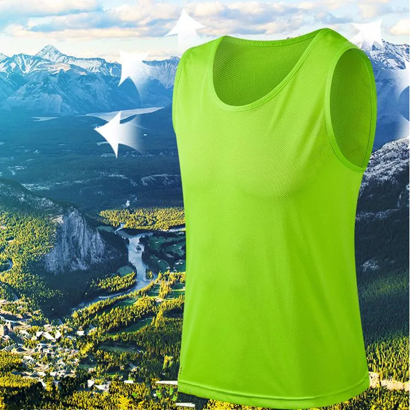 

2018 New Sleeveless Men Kids Soccer Training jerseys Suit Football Against Vest Waistcoat Grouping Jersey Breathable mesh Custom