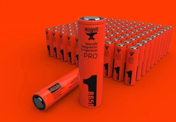 

2pcs genuine IRON SMITH 18650 4.2V 2050MAH 40A battery RED High discharge rate rechargeable li-lon power batteries