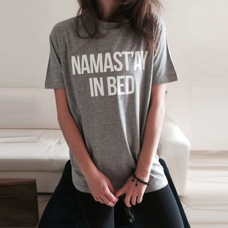 Хлопковая футболка Namastay In Bed забавная футболка с буквенным принтом женская одежда для фитнеса сексуальные футболки топы графическая футбол... Хлопковая футболка Namastay In Bed забавная футболка с буквенным принтом женская одежда для фитнеса сексуальные футболки топы графическая футбол...