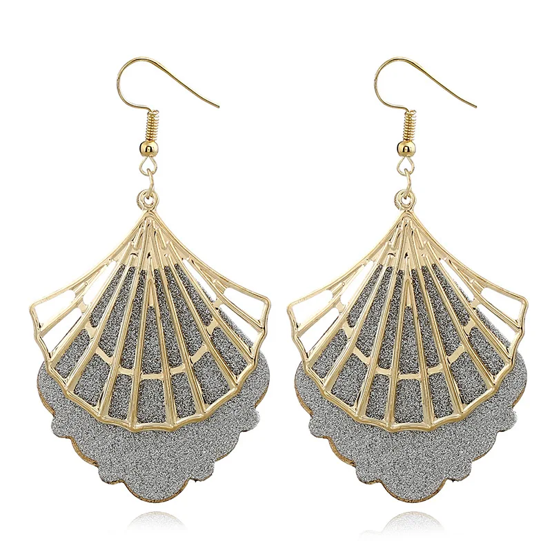 2018 NEW FASHION LADY JEWELLERY GEOMETRIC SHELL SHAPE EARRING WOMEN GIRL GIFT IRON ALLOY GOLD&amp BLACK COLOR TRENDY DROP EARRINGS |