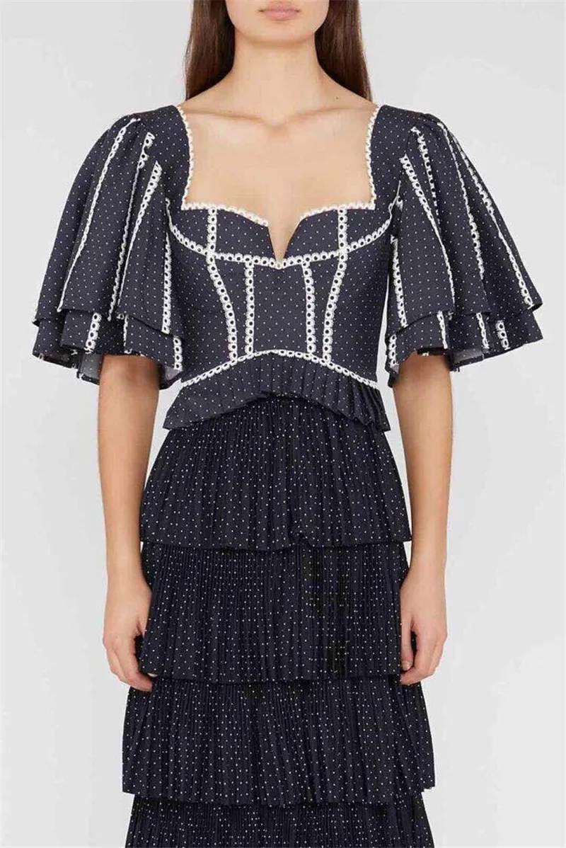 10443995441_1286465093