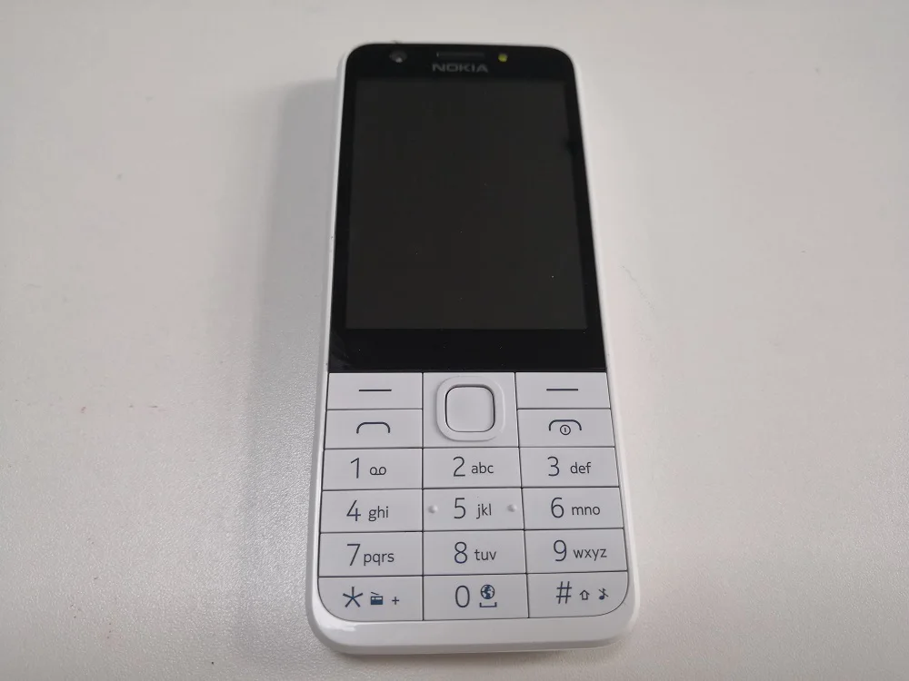 Nokia 230 разблокированный GSM 2,8 дюймов две sim-карты и одна карта 2MP QWERTY клавиатура английский Восстановленный мобильный телефон