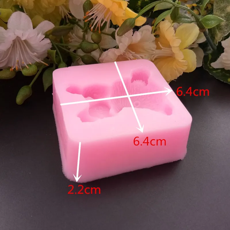 4591987683_33849603