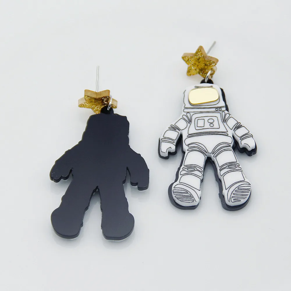 FishSheep Creative Spaceman Acrylic Drop Earrings Cute Glitter Star Space Astronaut Figure Pendant Dangle Earrings Brincos Gift